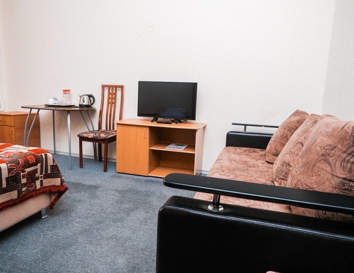 Эконом 3-местный 2-комнатный (корпус 1) - Санаторий «Якты-Куль» Зеленая поляна