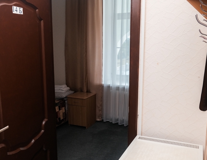 Эконом 3-местный 2-комнатный (корпус 1) - Санаторий «Якты-Куль» Зеленая поляна